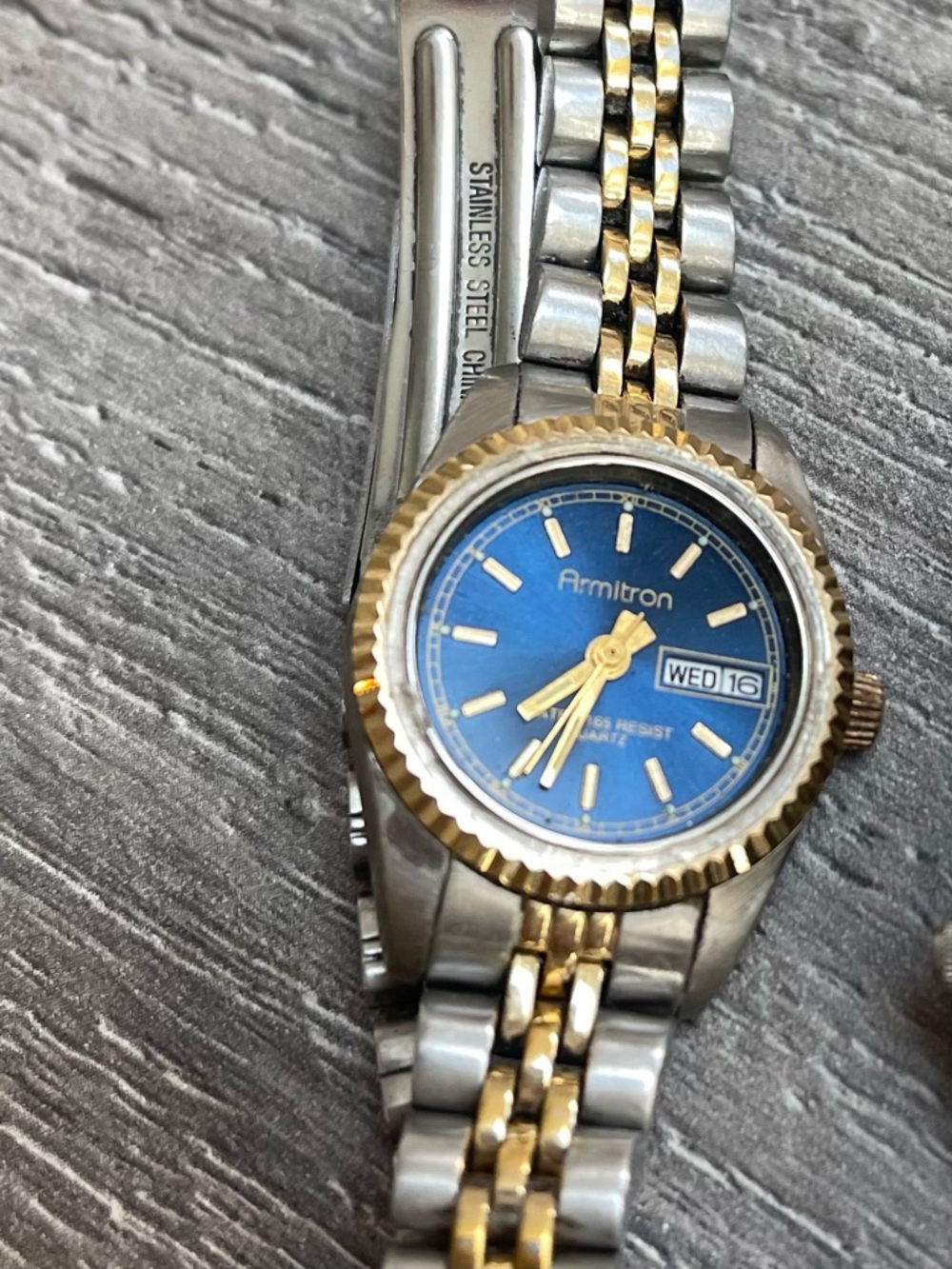 Valuable Multi-Tone Watch Lot - Picture 14 of 14